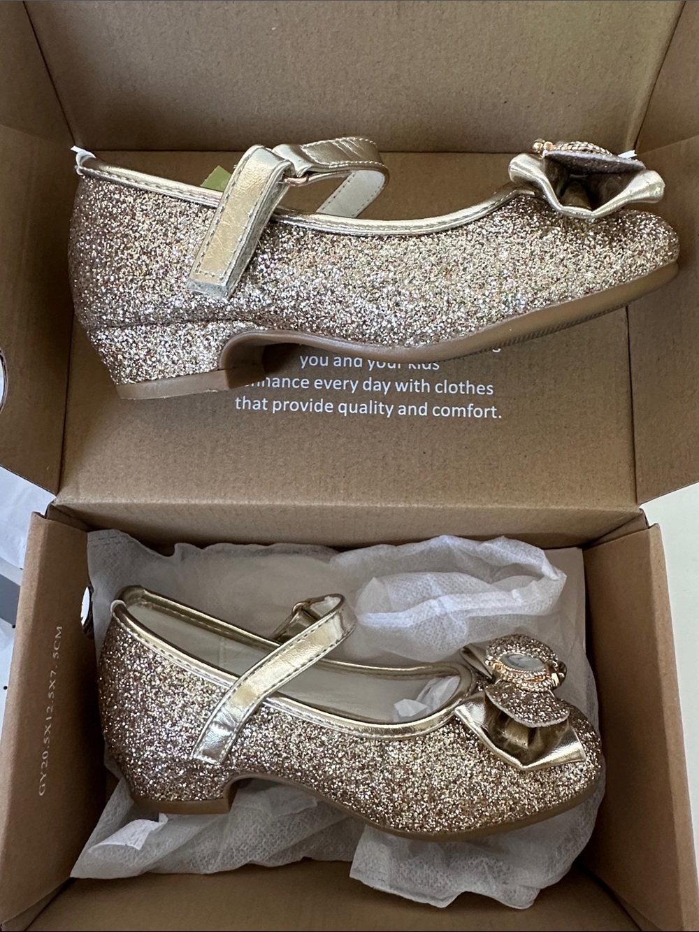 Stellah Girls Metallic Gold Glitter Crown Mary Jane Flats - Picture 6 of 10